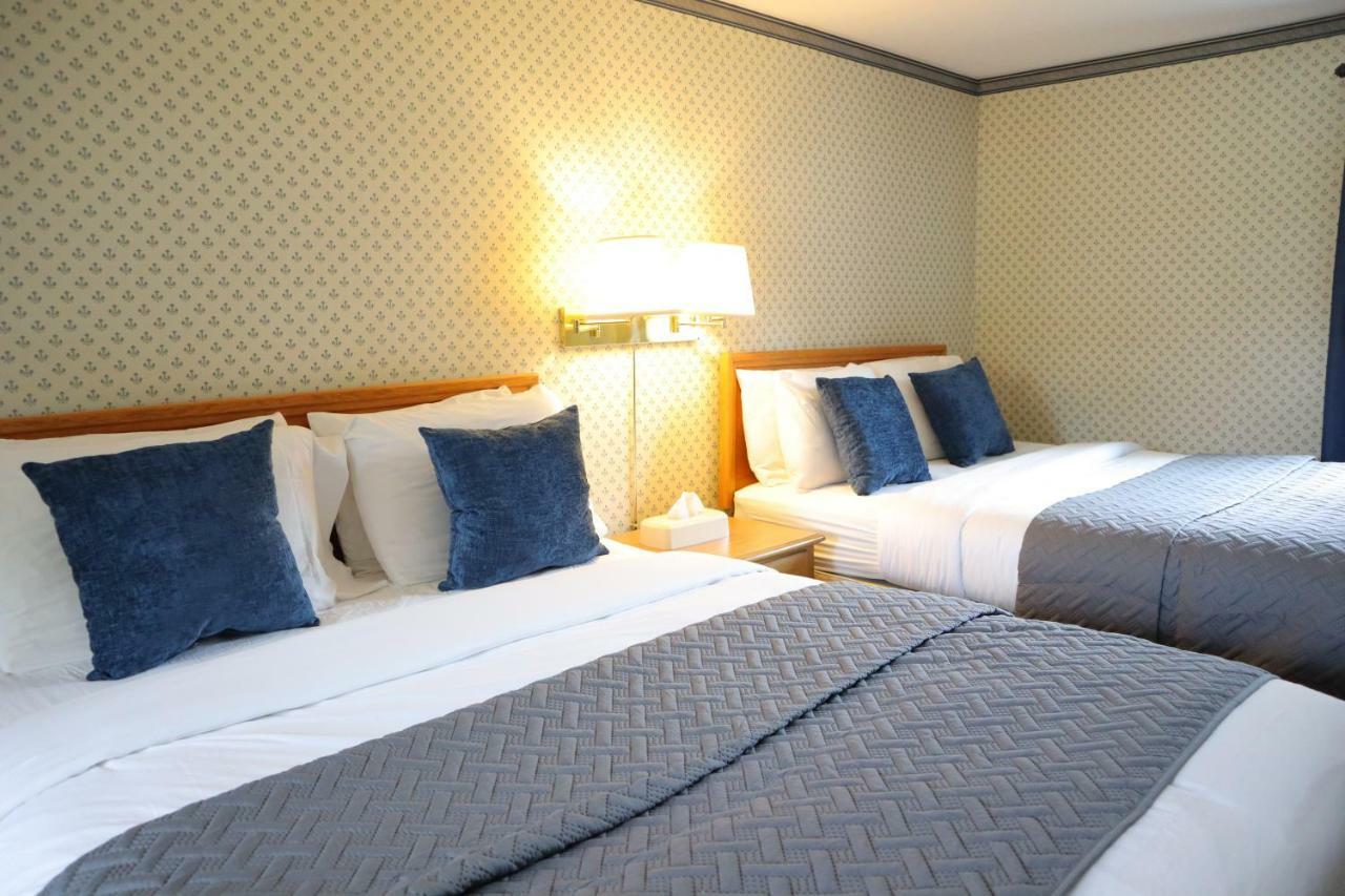 The Villager Motel Бартлетт Екстер'єр фото